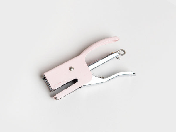 מהדק נייר רטרו קטן - ורוד