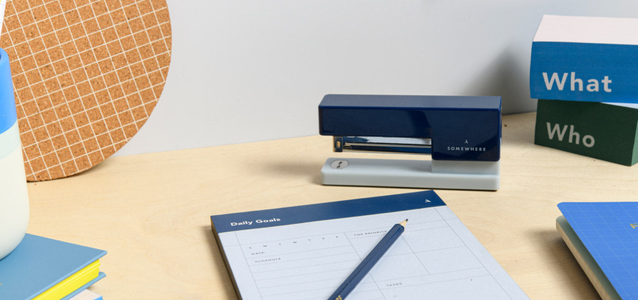 מהדק נייר אלגנטי בשני צבעים