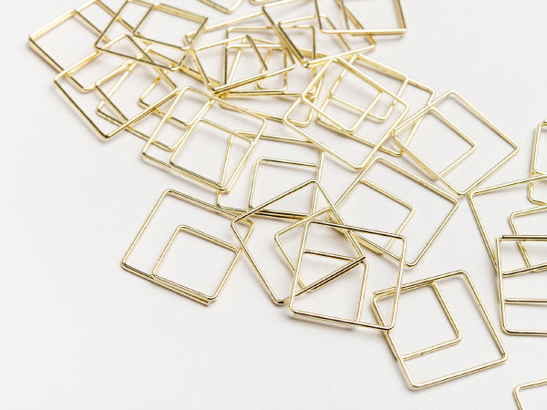 אטבי נייר גיאומטריים – 30 יח'